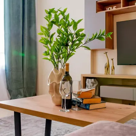 2br Sunrise Port View Steps From Finikoudes By Cyprus Horizons Apartment Larnaca