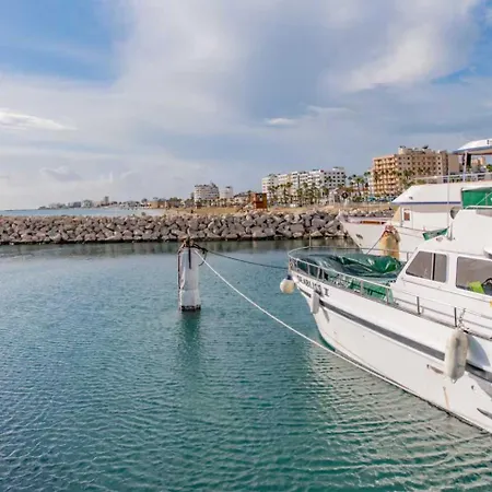 Apartment 2br Sunrise Port View Steps From Finikoudes By Cyprus Horizons *